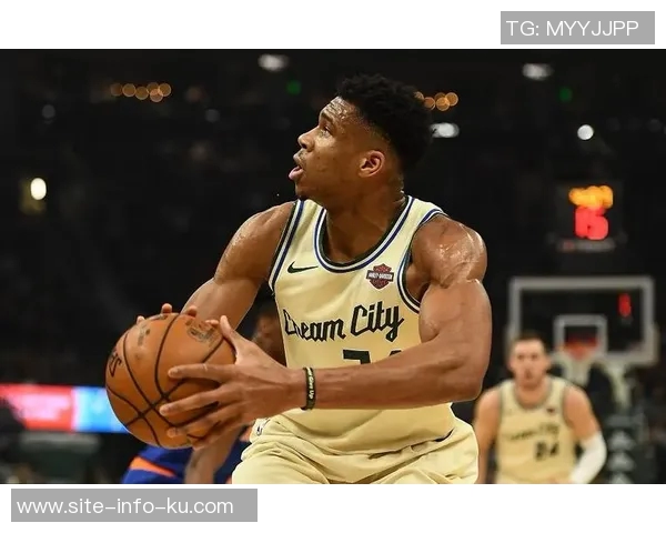 字母哥三节打卡表现抢眼22分钟内贡献21分5篮板2抢断