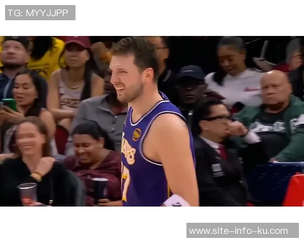 浓眉本赛季总得分407分东契奇首节得分已超越他